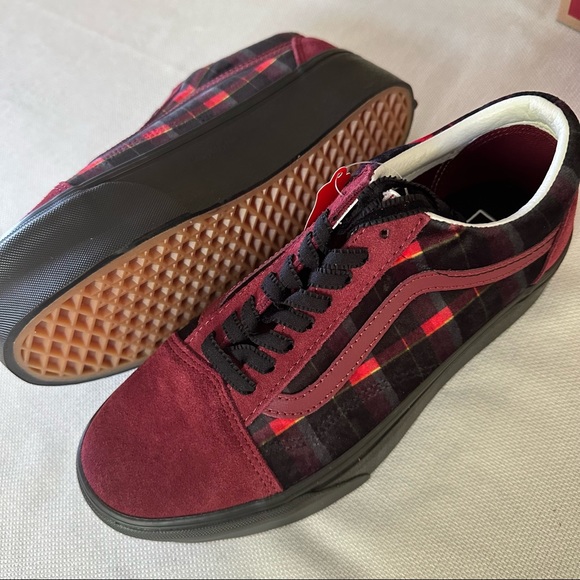 VANS Old Skool Platform Shoes Black Red Suede Low Velvet Gothic Punk - Picture 6 of 10